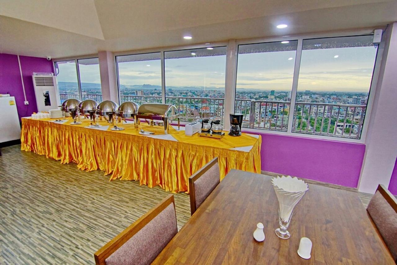 Myat Nan Yone Hotel Mandalay Exterior foto