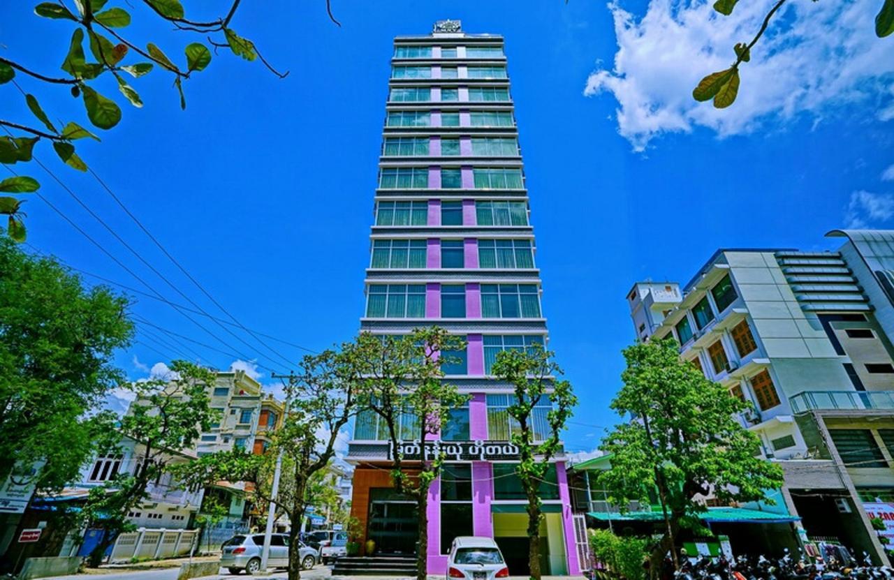 Myat Nan Yone Hotel Mandalay Exterior foto